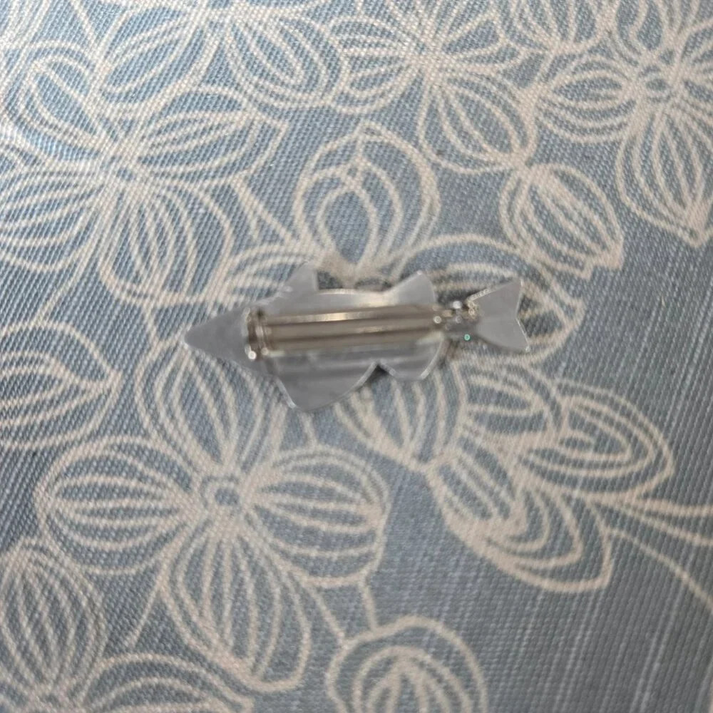 Fish Pin - Picture 2 of 2